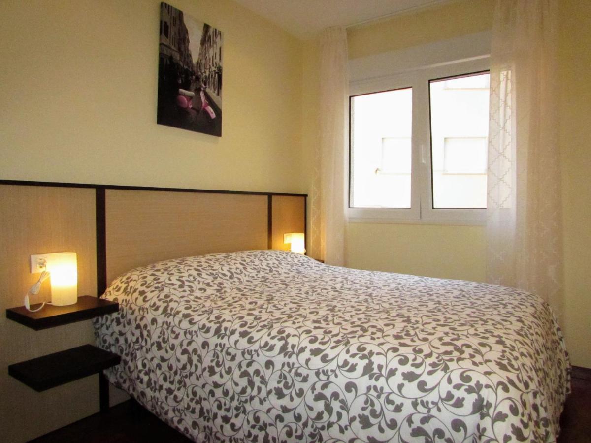 Apartamento En Centro De Fisterra Luaran gambar
